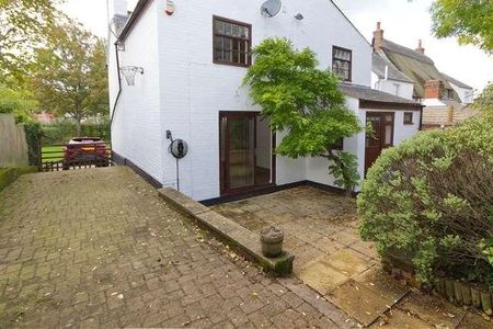 Newton Longville - A Fully Redecorated Detached Cottage In Tranquil Village, MK17 - Photo 5