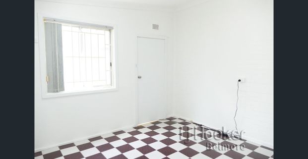 Expansive One-Bedroom Studio in Belmore! - Photo 1
