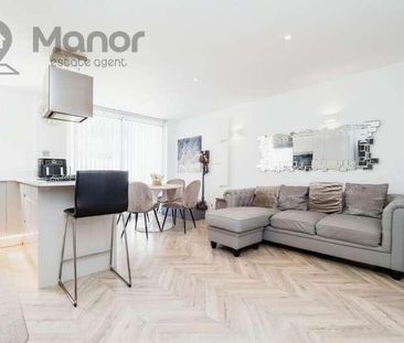 Star House, Snowshill Road, Manor, E12 - Photo 1