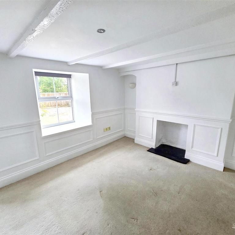 2 bedroom semi-detached house to rent - Photo 1