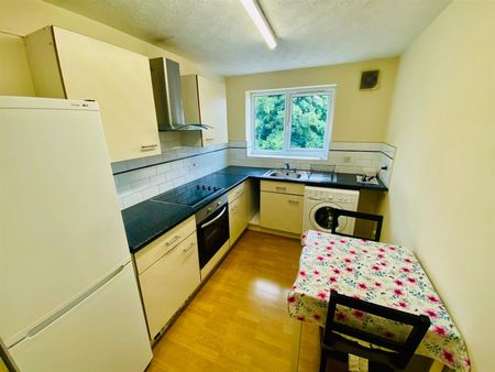 Regents House, Branston, Burton On Trent DE14 3BJ - Photo 5