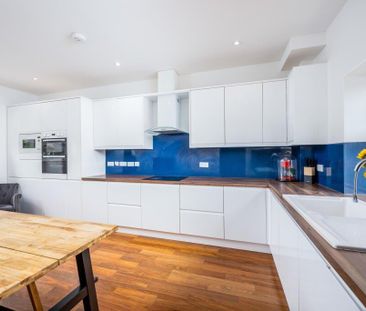 6 bedroom semi-detached house to rent - Photo 5