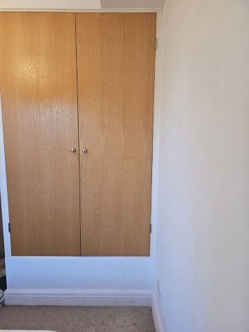 Room in a Shared Flat, Upper Richmond Road, SW15 - Photo 3