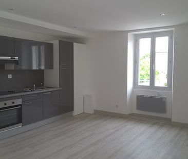 Location Appartement 3 pièces 55m² IZON 33450 - Photo 2