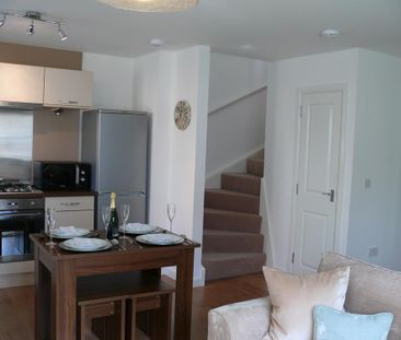 2 bedroom terraced house to rent - Photo 6