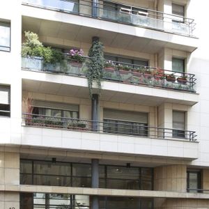 location Appartement T2 DE 44.75m² À PARIS - Photo 2