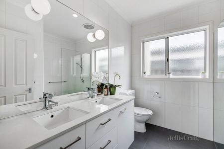 61 Laity St, Richmond - Photo 3