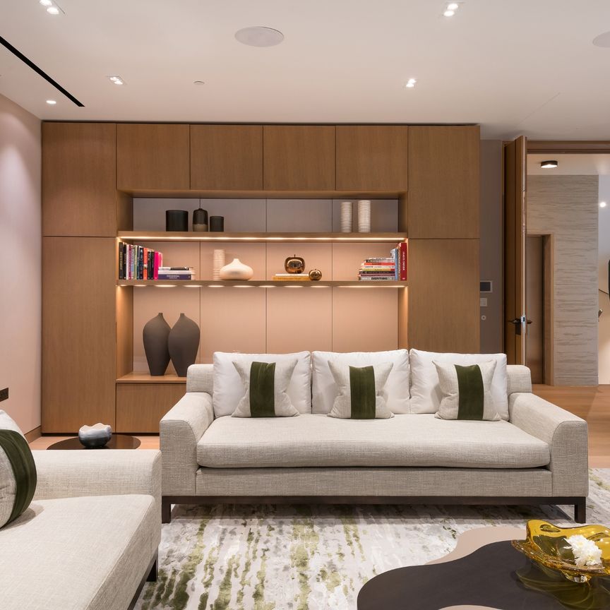 Sophisticated apartment moments away from Kensington Gardens - Photo 1