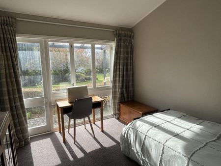 Rural retreat with room to roam - Photo 5