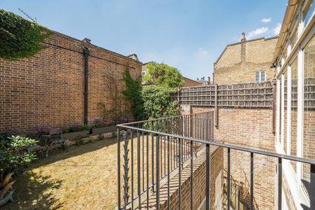 5 bedroom end of terrace house to rent - Photo 4