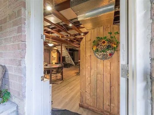 For Lease - 716 Savoy Crescent Unit# Room 3, Mississauga, Ontario - Photo 1