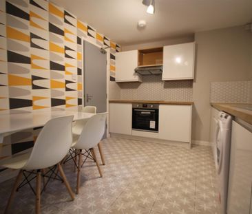 3 bedroom apartment to rent - Photo 5