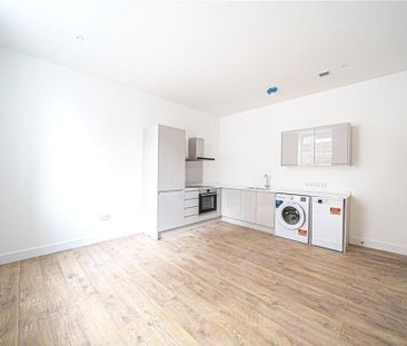 1 bedroom apartment to rent - Photo 2