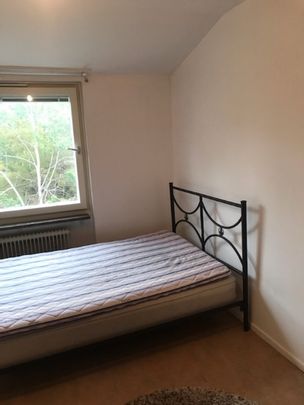 Farsta - 1rok - tillsv - 4.750kr/mån - Photo 1