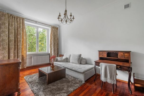 Jasne mieszkanie w kamienicy, centrum 50 m² - Фото 1