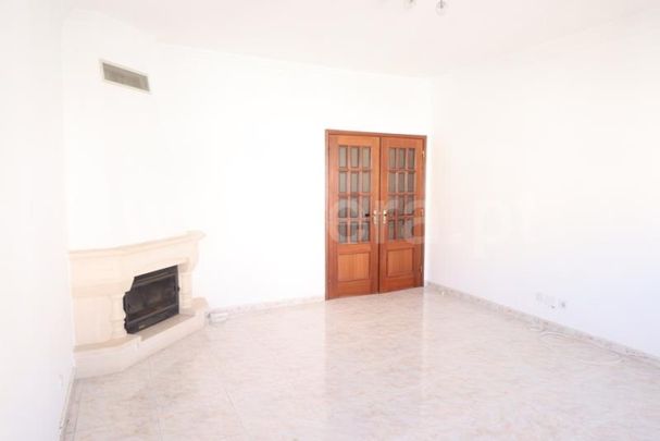 Apartamento T2 em Setúbal - Foto 1