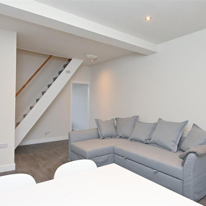 3 bedroom apartment to rent - Photo 1