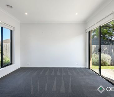 Modern 2-Bedroom Home in Prime Frankston Location - Photo 3