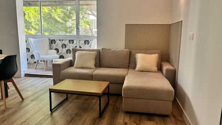 Location Appartement 2 pièces 33m² MARSEILLE 8ème - Photo 5