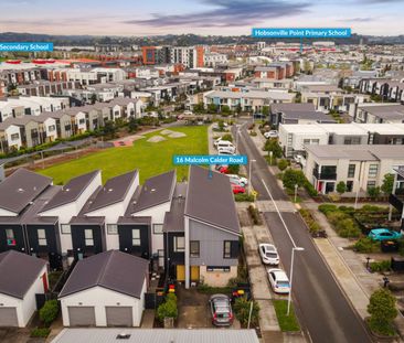 Sunny Corner Home - Photo 5