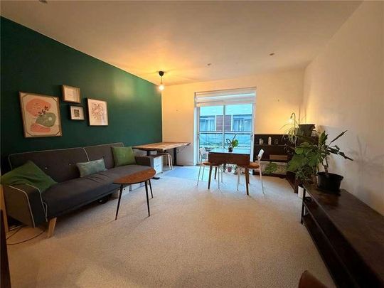 Highfield Close, London, SE13 - Photo 1