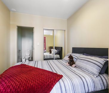 Quest Building Apartment - Photo 3