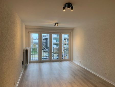 Ongemeubelde studio op Zeedijk Oostende - Foto 3