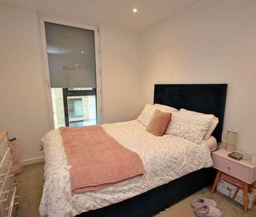 No Old Trafford, Manchester, M17 - Photo 3