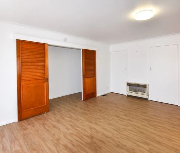 Affordable & Spacious - Photo 2