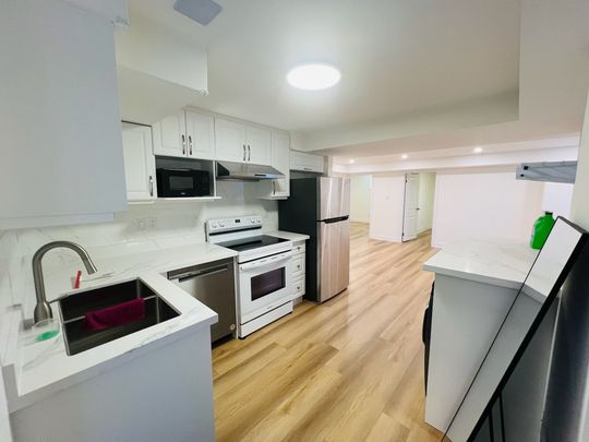 For Lease - 2807 Guilford Crescent Unit# Basement, Oakville, Ontario - Photo 1