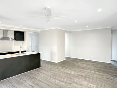 11 Ryan Way, Torquay - Photo 2