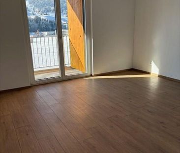 Living in the old weaving mill - Photo 5