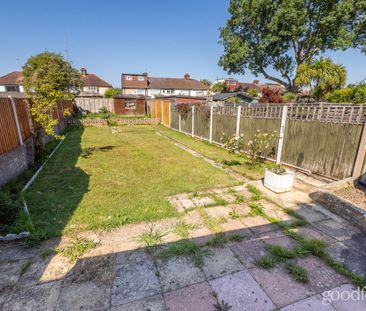 Gander Green Lane, Cheam, SM3 - Photo 6