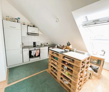 2-Zimmer-Dachgeschosswohnung mit Schlossbergblick - Foto 5
