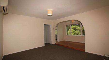 Cosy Solid Home - Photo 3