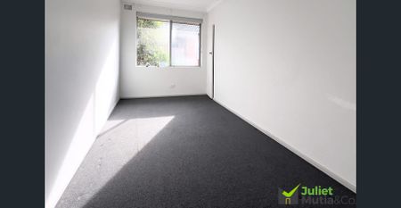 Top Floor Security and Comfort - Photo 4