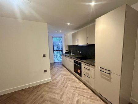 Studio to rent - Photo 5