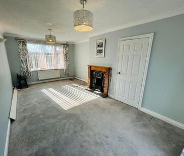 4 bedroom terraced house to rent - Photo 2