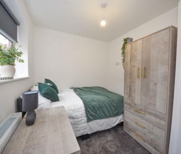1 bed Room for Rent - Photo 2
