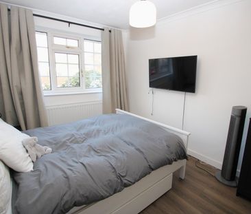 Rembrandt Way, Walton-on-Thames - 3 bedrooms Property for lettings ... - Photo 5