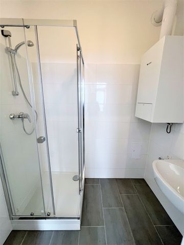 Ruhige Singlewohnung mit Gartenblick - Photo 2