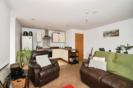 2 bedroom apartment to rent - Photo 3