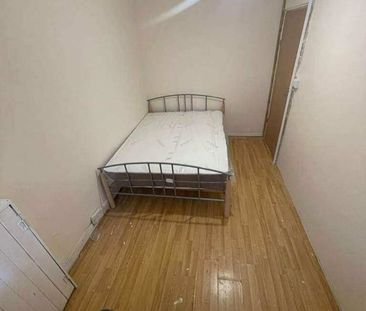 Room in a Shared House, Dallow Road, LU1 - Photo 2