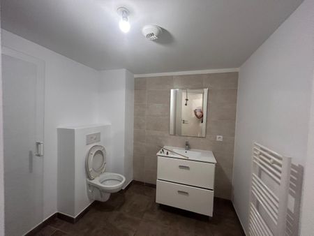 Location Appartement 2 pièces 47m² VENCE 06140 - Photo 4