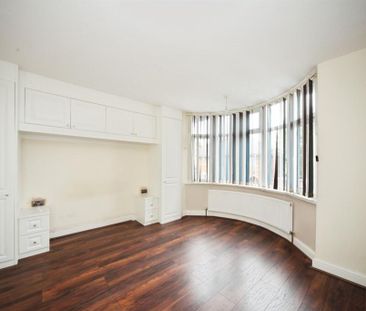 3 Bed Semi-Detached House, St Ethelbert Avenue, LU3 - Photo 5