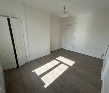 A LOUER : T2 à LILLE • Place Jacquard - REPUBLIQUE • 755 € - Photo 4