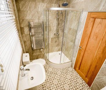 2 bedroom apartment to rent - Photo 6