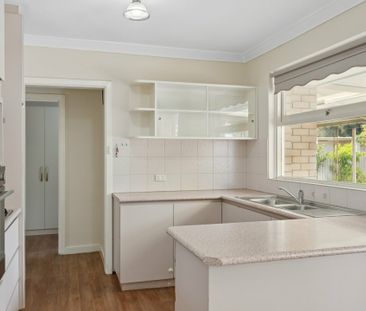 Renovated Family Home with Workshop & Entertaining Area - Photo 6