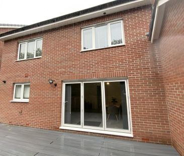 4 bedroom detached house to rent - Photo 4