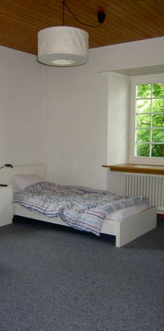 Hauptstrasse 1, 4132 Muttenz - Photo 1